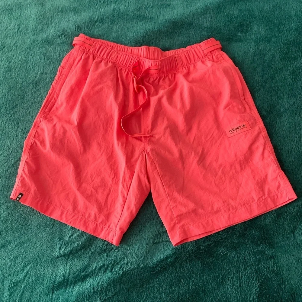 adidas Originals Men’s Adventure Cargo Shorts - Large